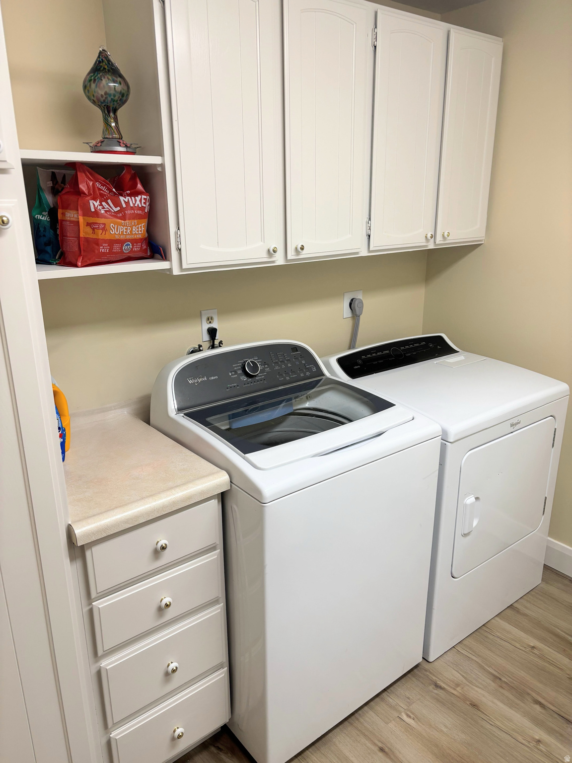 GAY-SHA-LOR - Residential