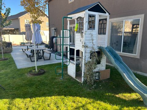 Tiny photo for 811 E SANDHILL CT #201, Lehi, UT 84043 (MLS # 2120881)