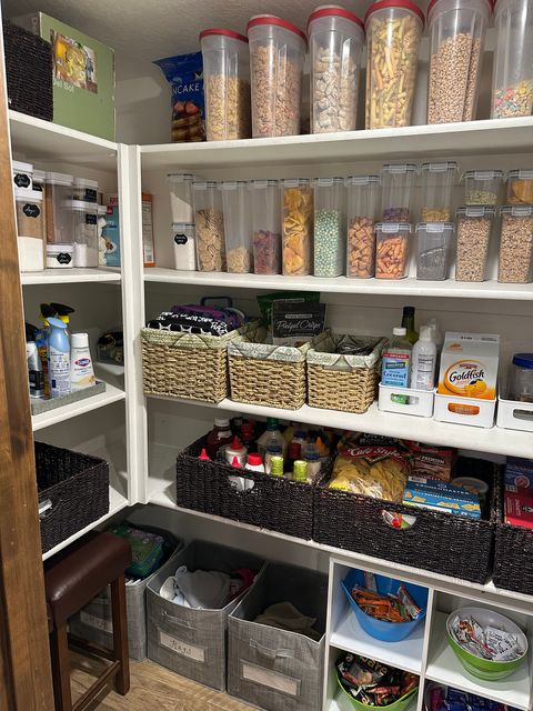 Tiny photo for 811 E SANDHILL CT #201, Lehi, UT 84043 (MLS # 2120881)