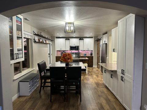 Tiny photo for 811 E SANDHILL CT #201, Lehi, UT 84043 (MLS # 2120881)