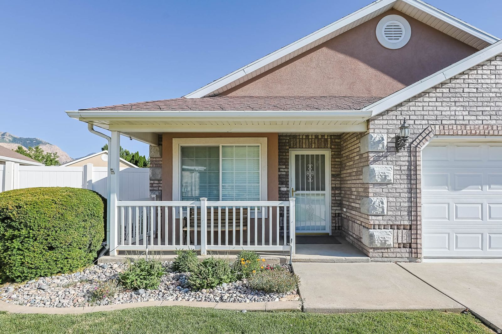 COTTAGES AT COLONIAL SPRINGS - Residential
