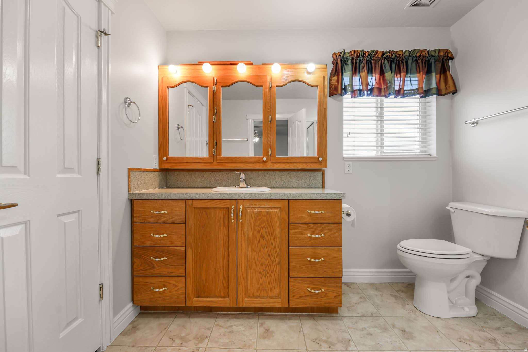 COTTAGES AT COLONIAL SPRINGS - Residential