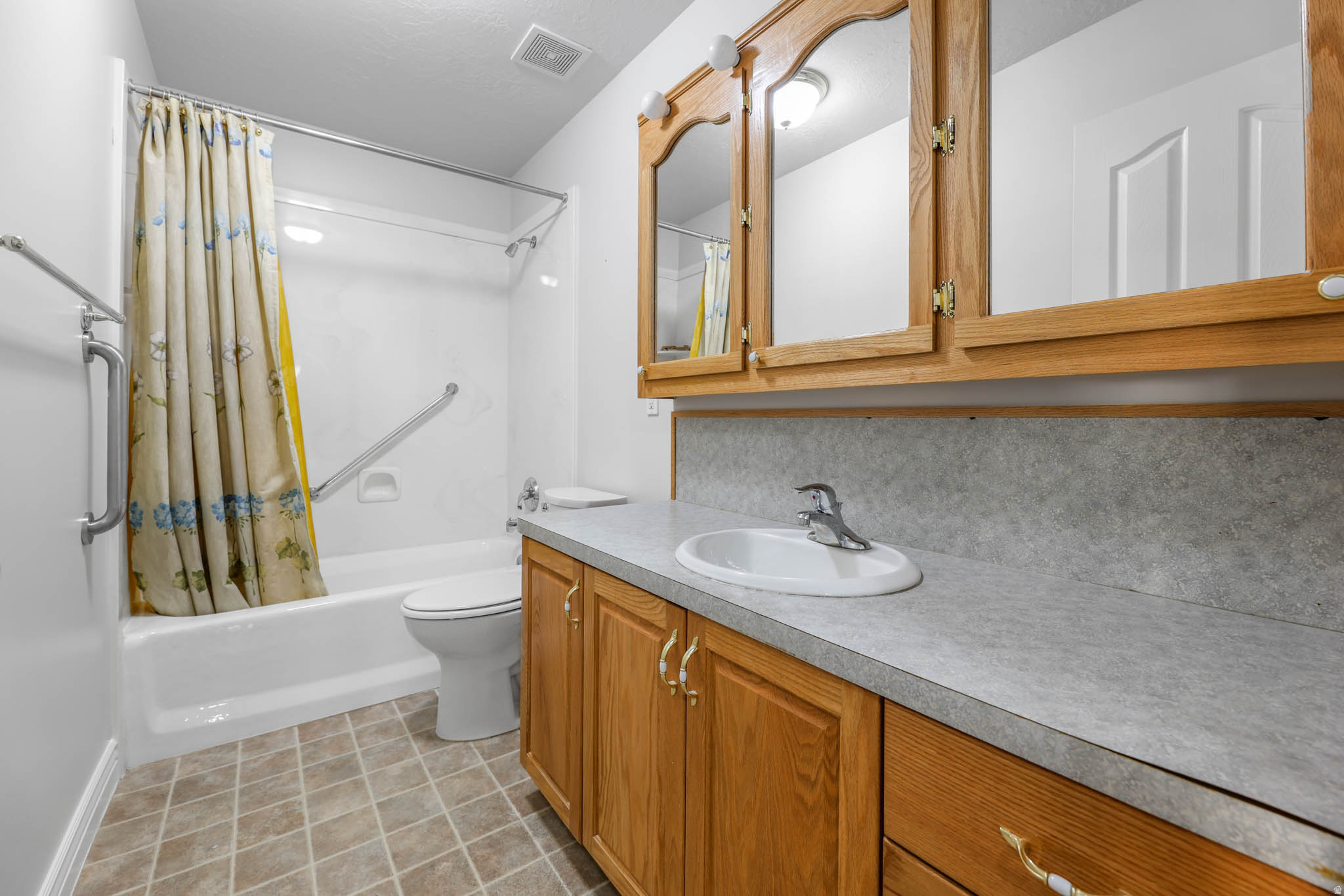 COTTAGES AT COLONIAL SPRINGS - Residential