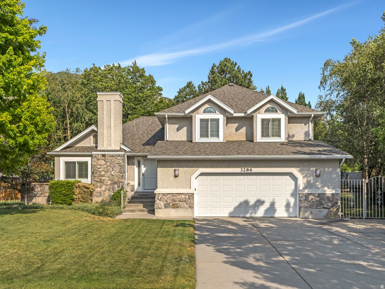 Photo 1 of 32 — 3286 E DEER CREEK CV, Cottonwood Heights, UT 84121