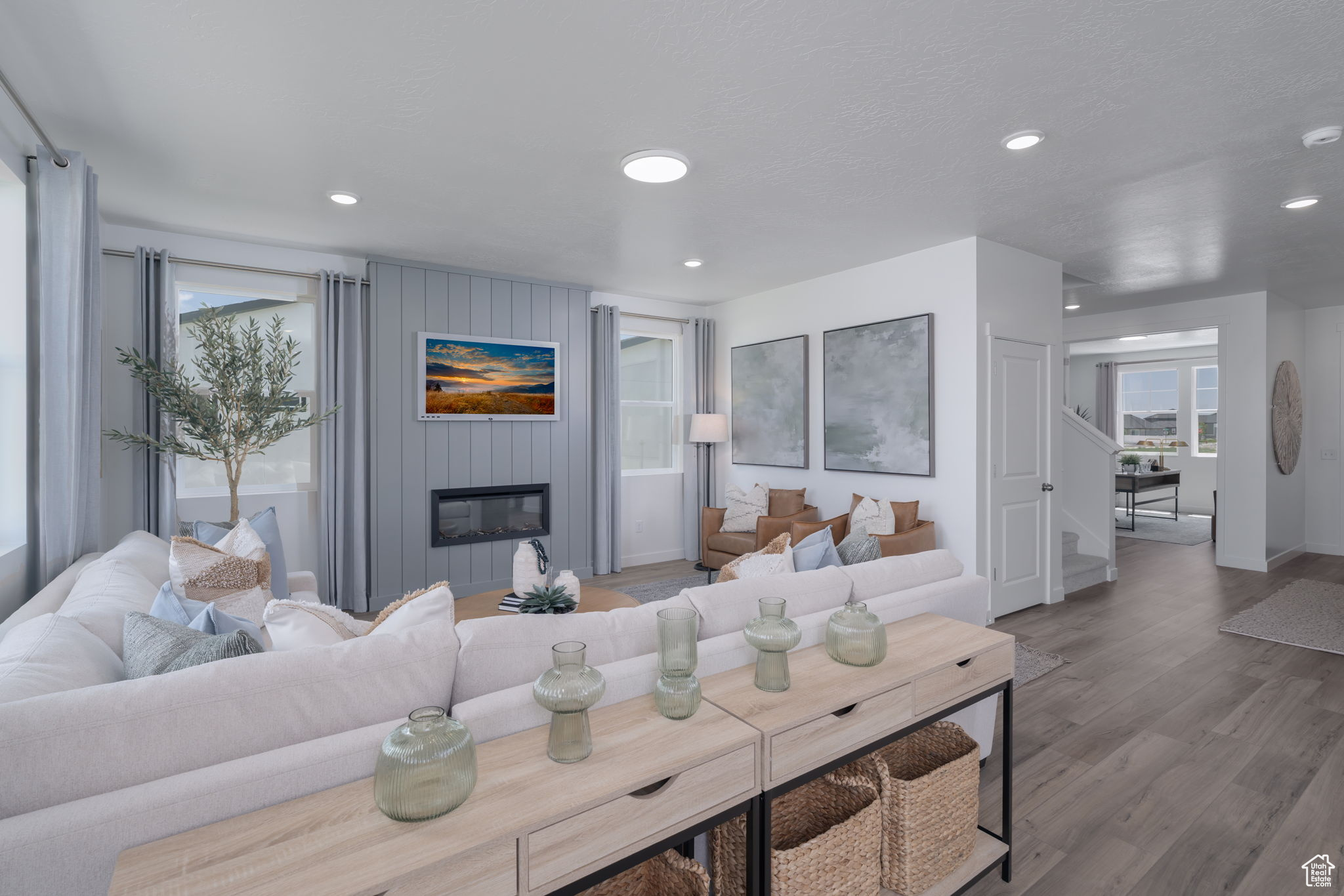 ESTATES AT PINNACLES AT EAGLE MOUNTAIN - Residential