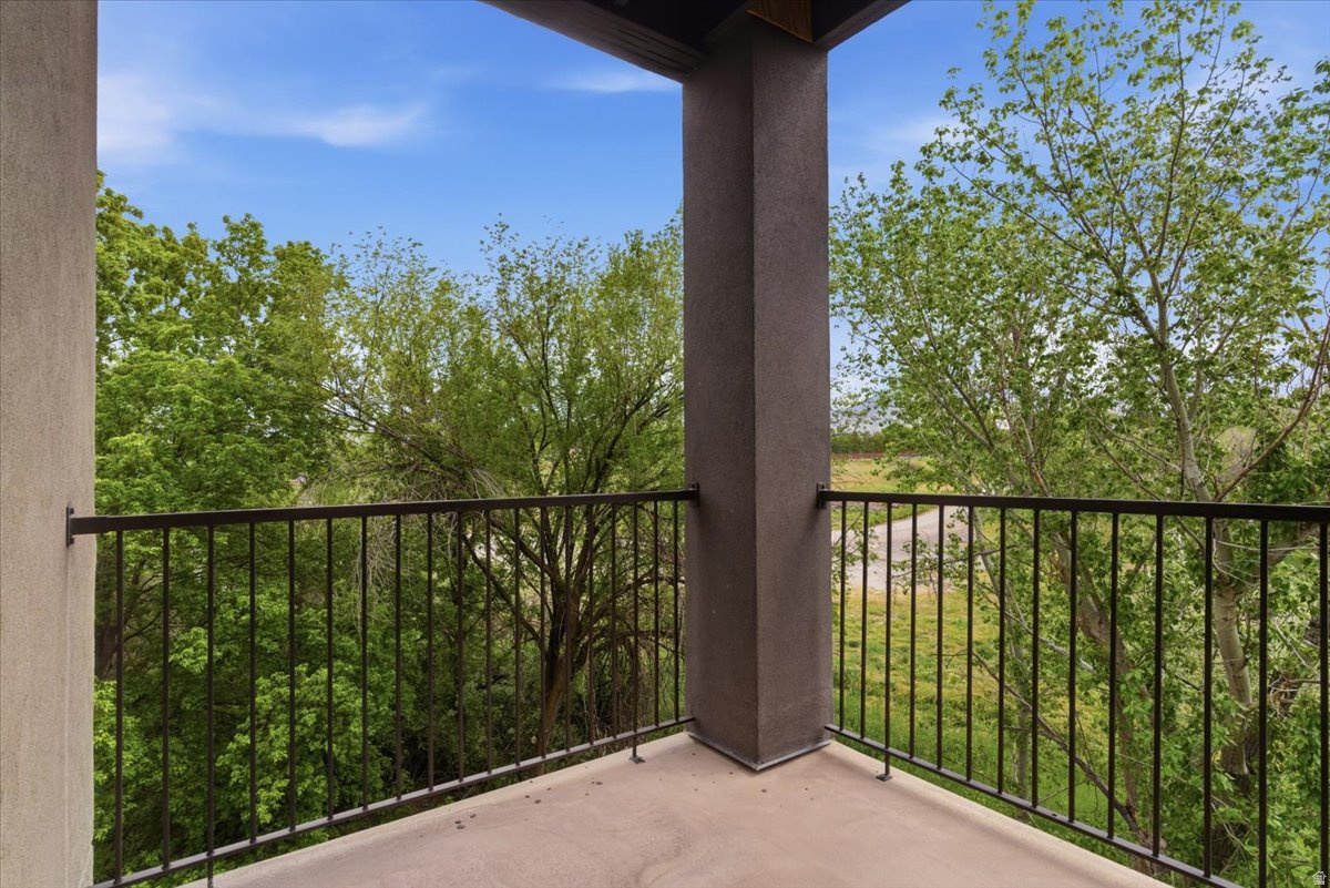 VILLAGES AT WOLF HOLLOW PHASE 3 - Residential
