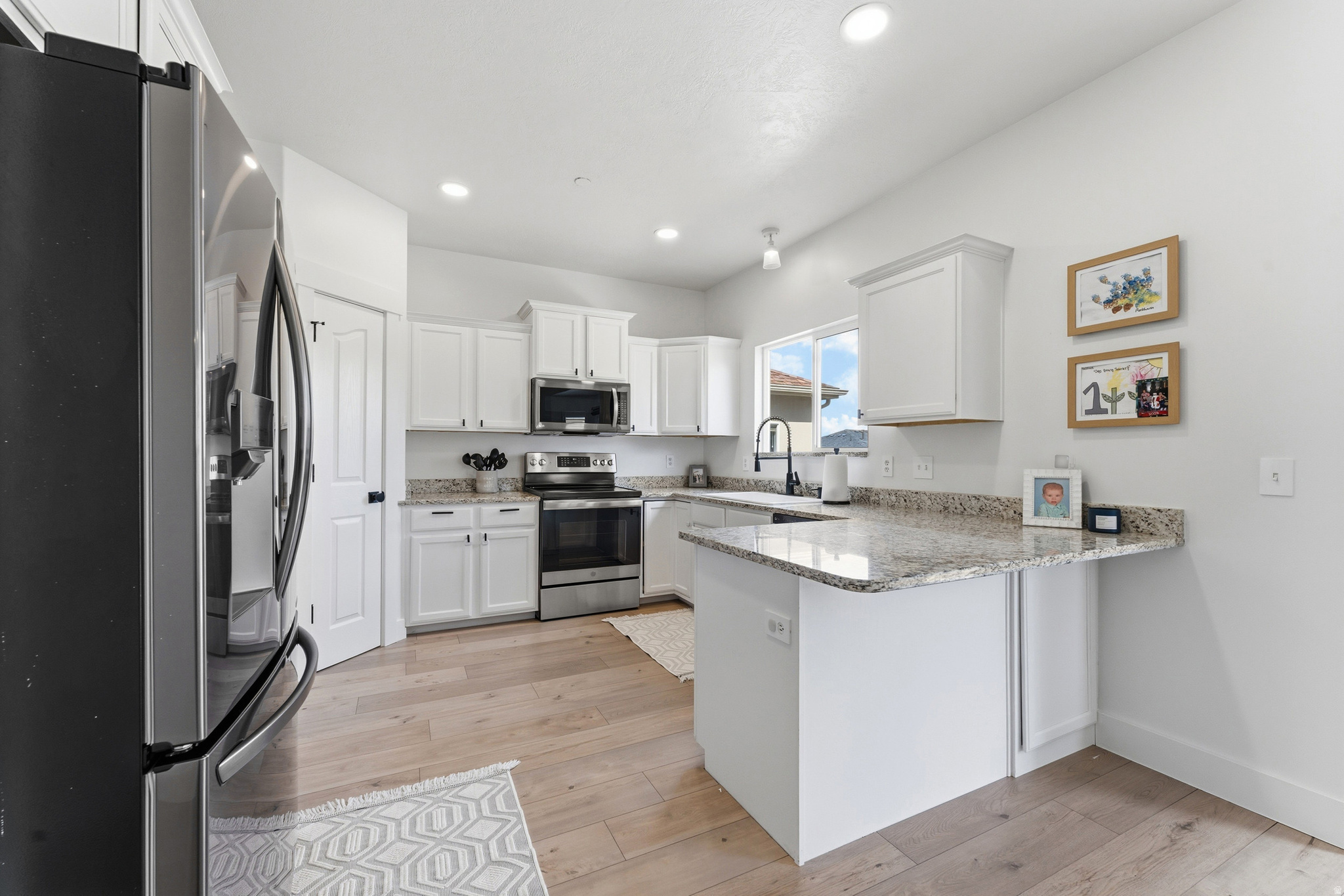 OAK VISTA AT SUNCREST - Residential