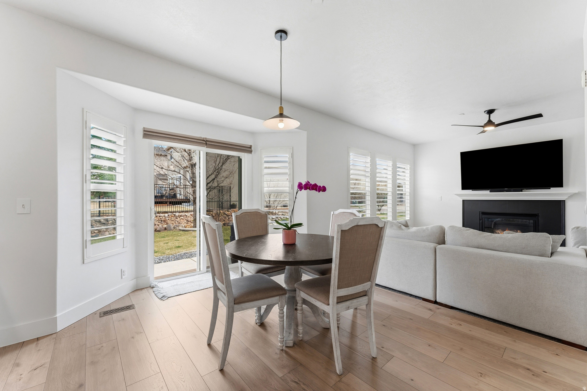 OAK VISTA AT SUNCREST - Residential