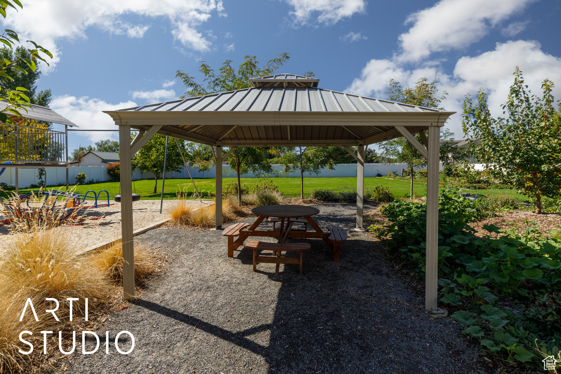 COUNTRY HAVEN ZONE2 - Residential