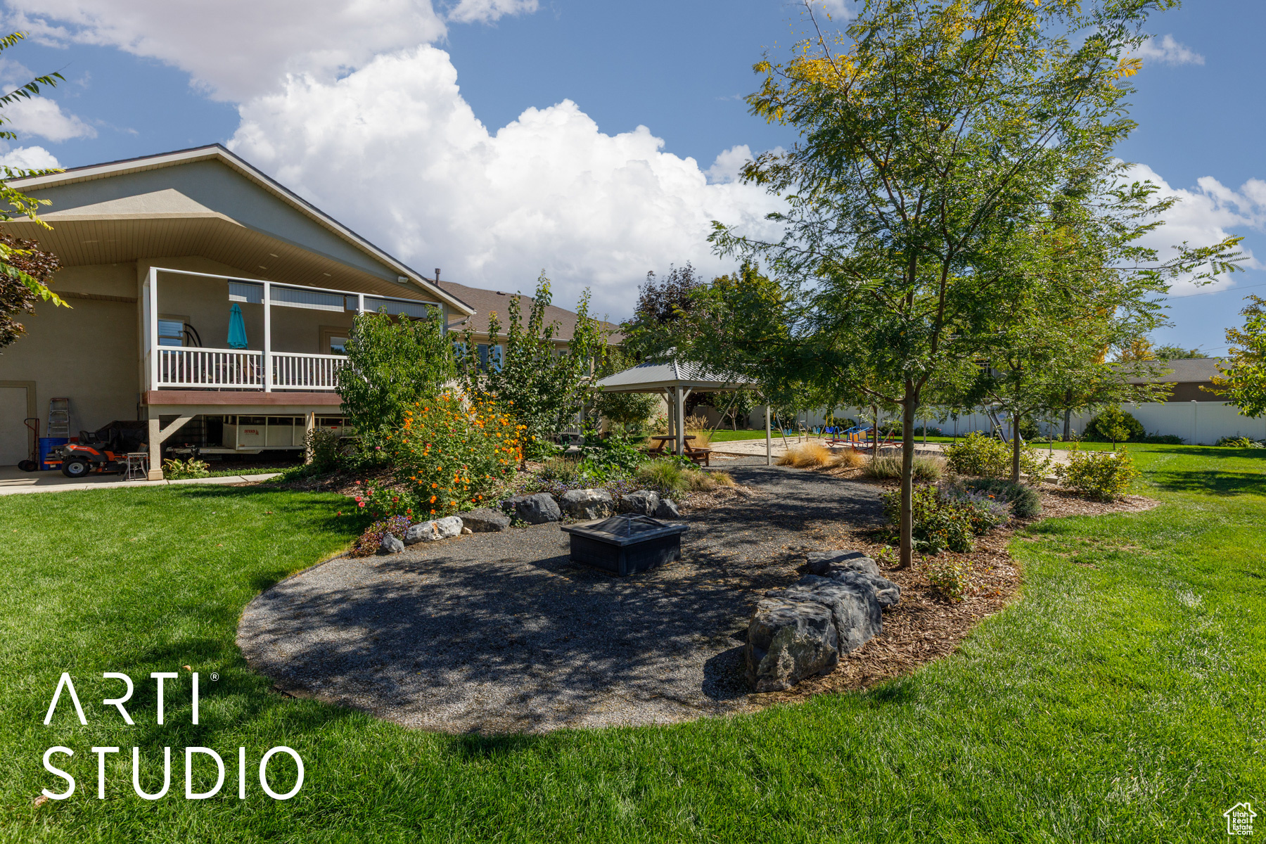 COUNTRY HAVEN ZONE2 - Residential