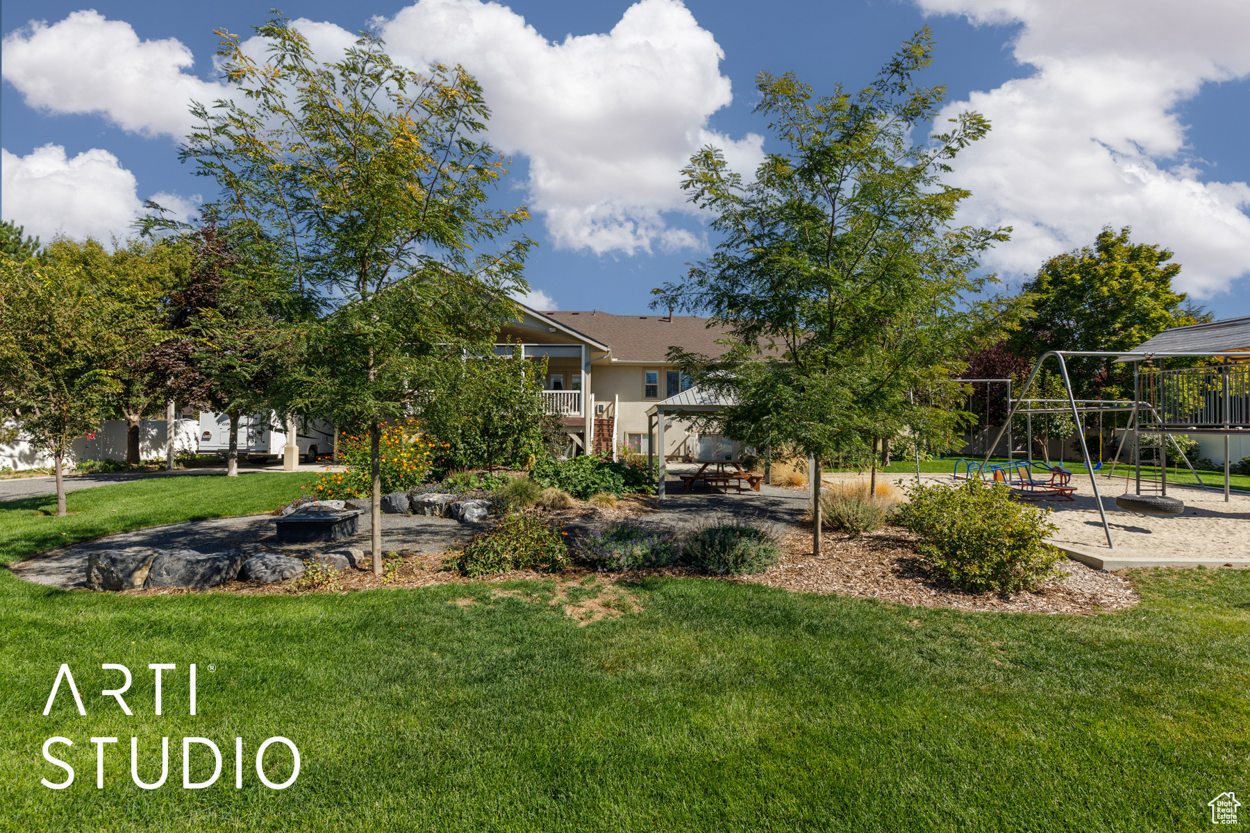 COUNTRY HAVEN ZONE2 - Residential