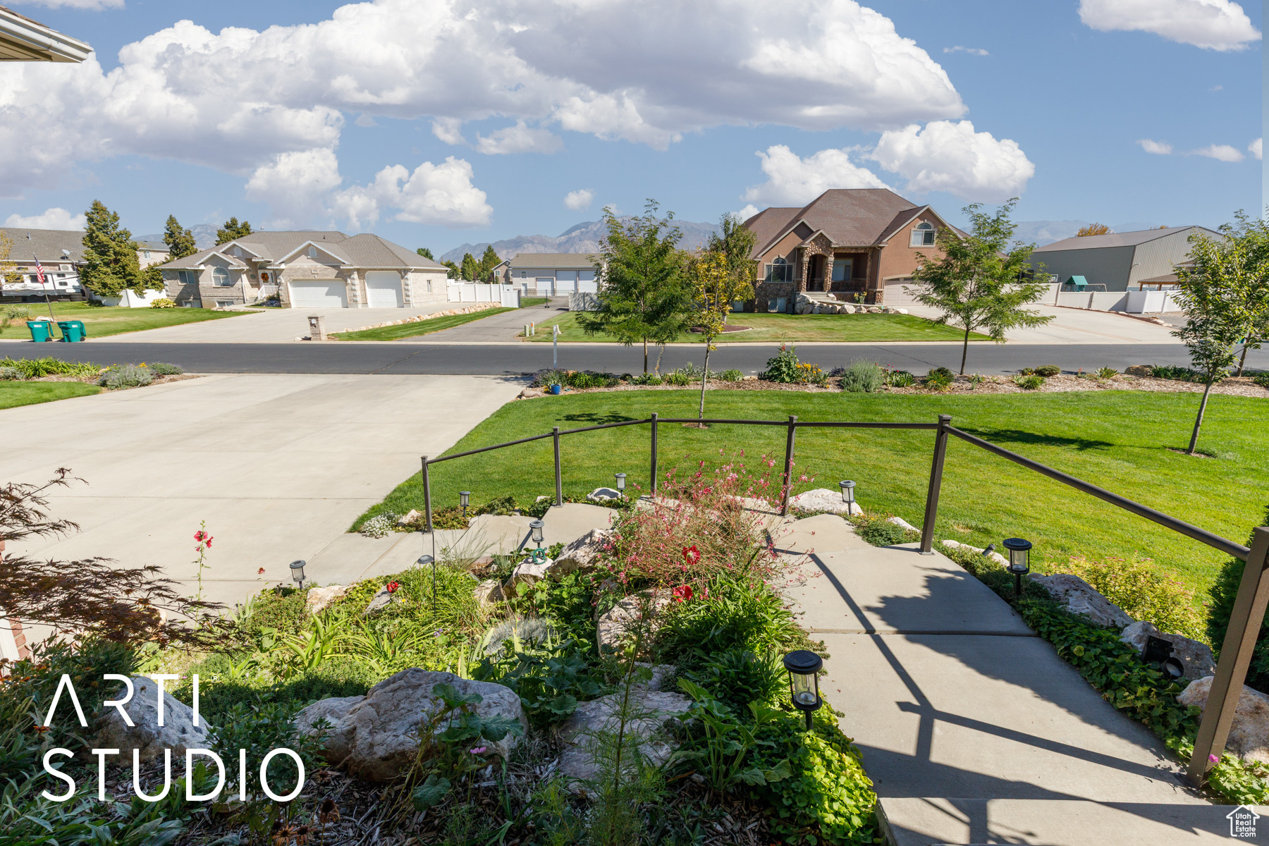 COUNTRY HAVEN ZONE2 - Residential