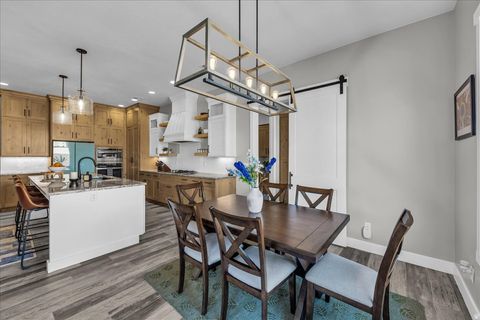 Tiny photo for 2723 E BRIARWOOD DR, Saint George, UT 84790 (MLS # 2140718)