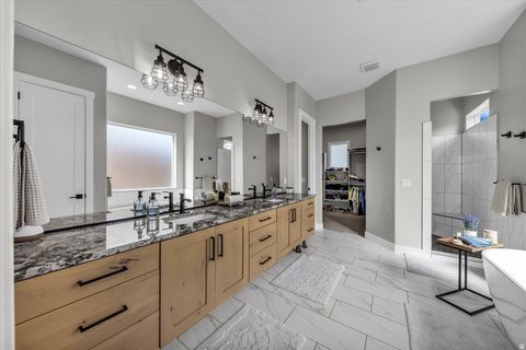 Tiny photo for 2723 E BRIARWOOD DR, Saint George, UT 84790 (MLS # 2140718)