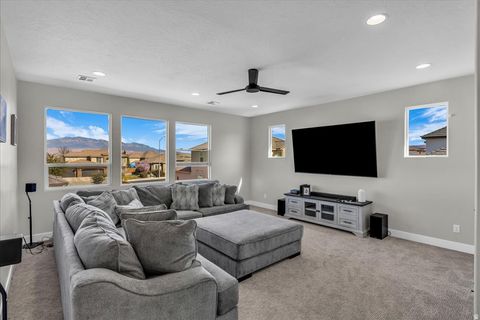 Tiny photo for 2723 E BRIARWOOD DR, Saint George, UT 84790 (MLS # 2140718)