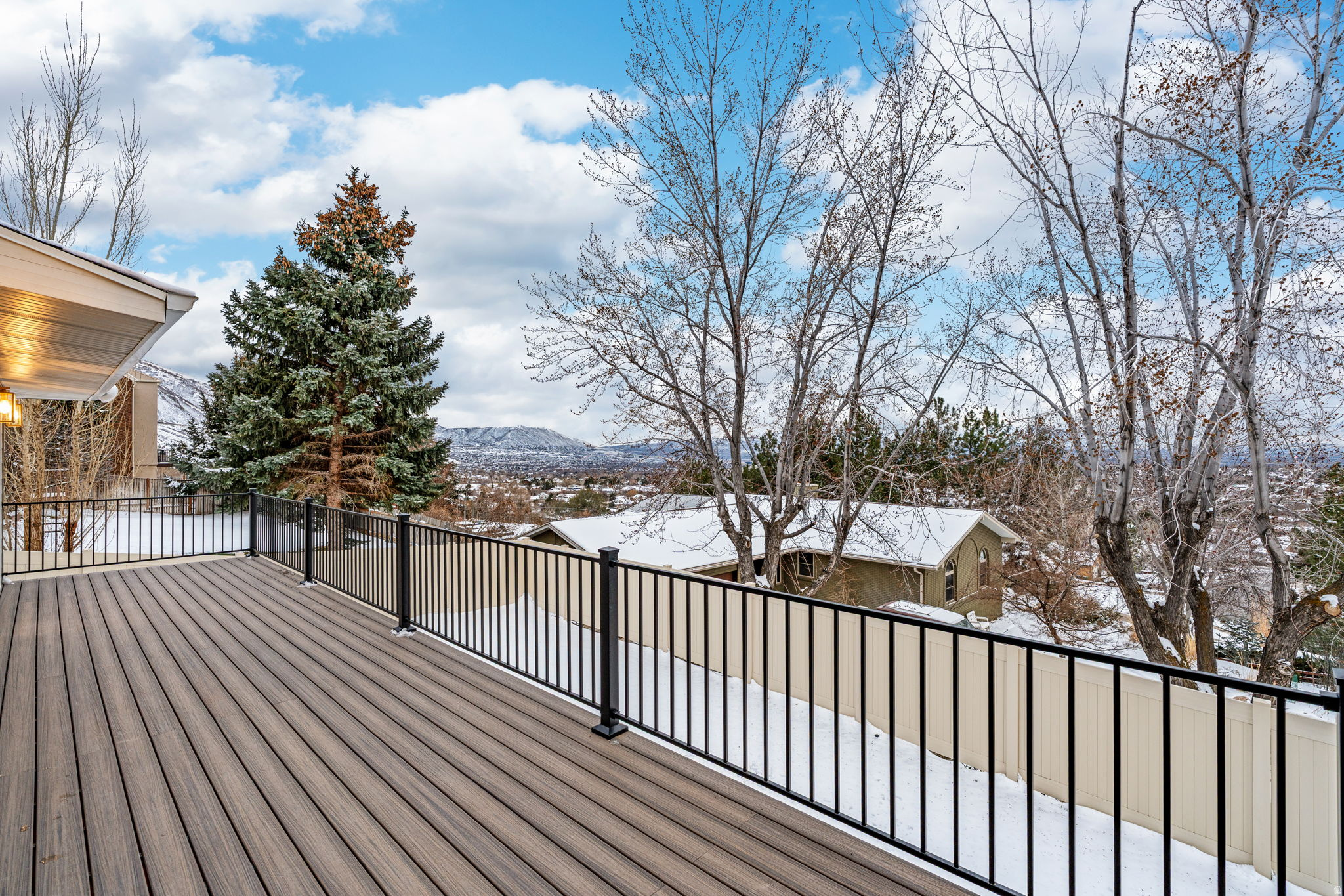 VILLAGE - Residential