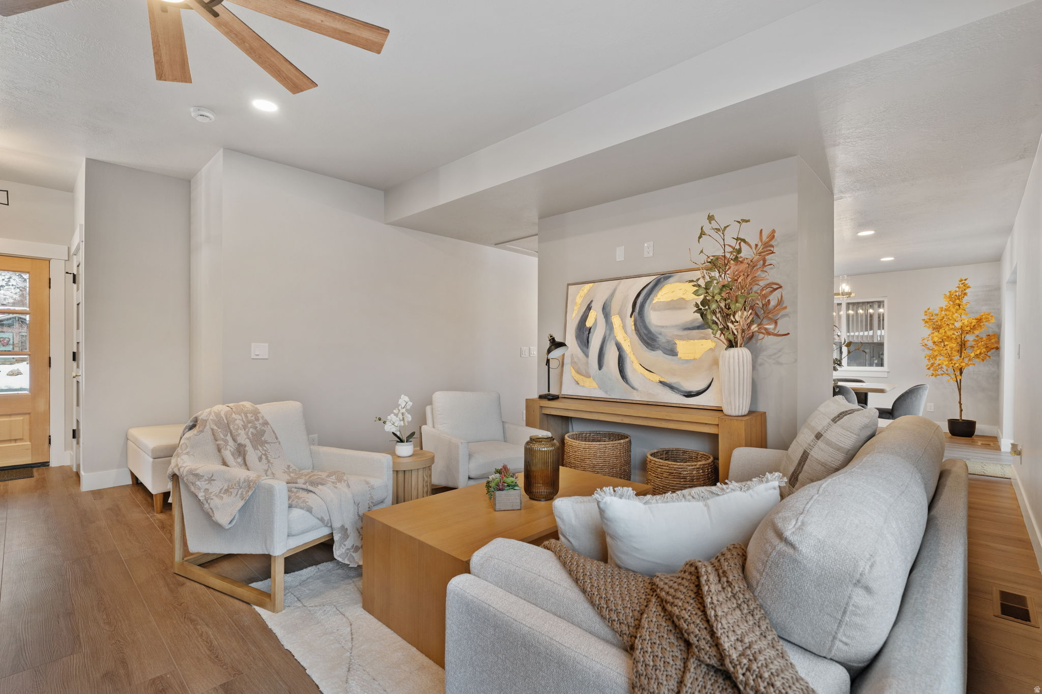 VILLAGE - Residential