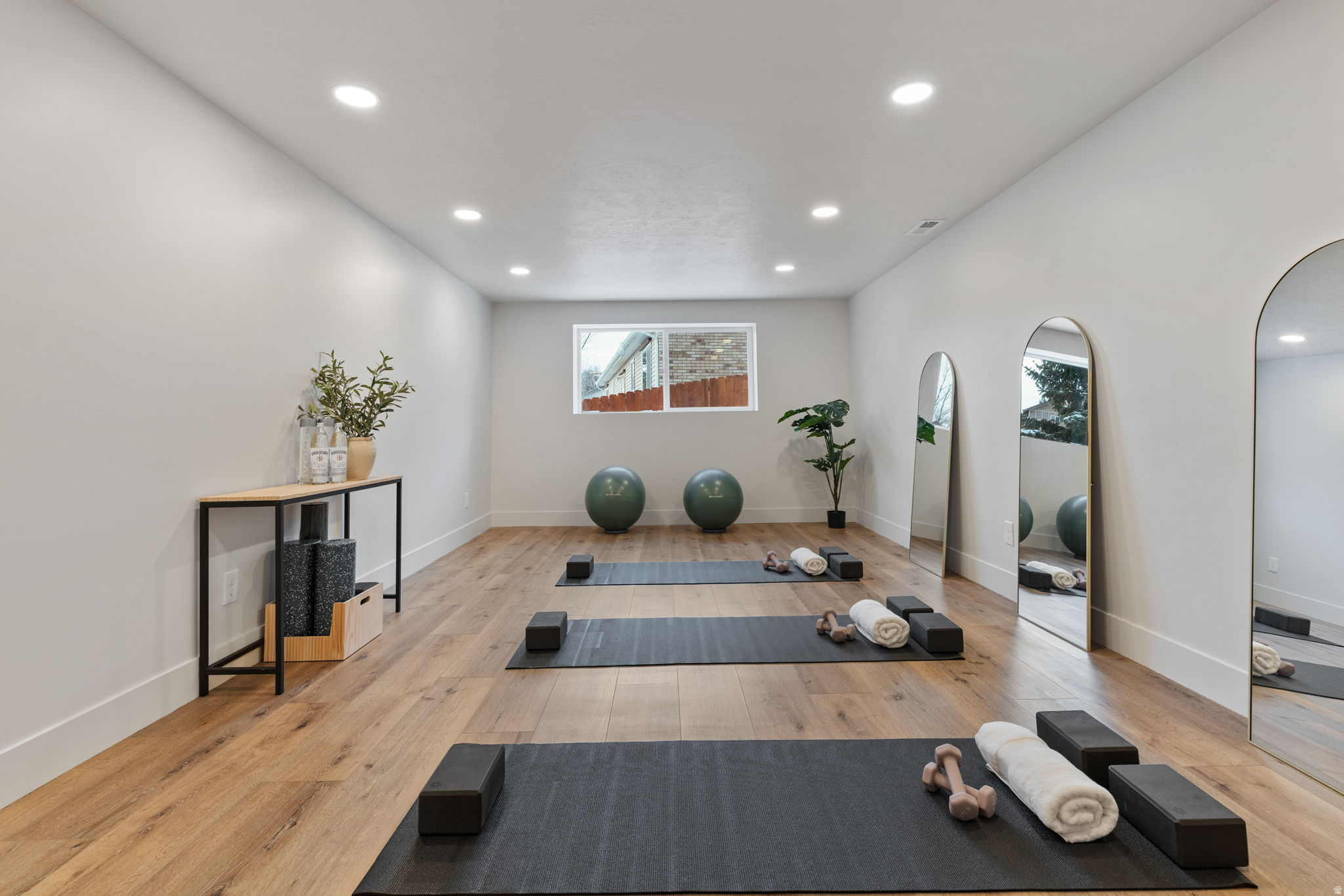 VILLAGE - Residential