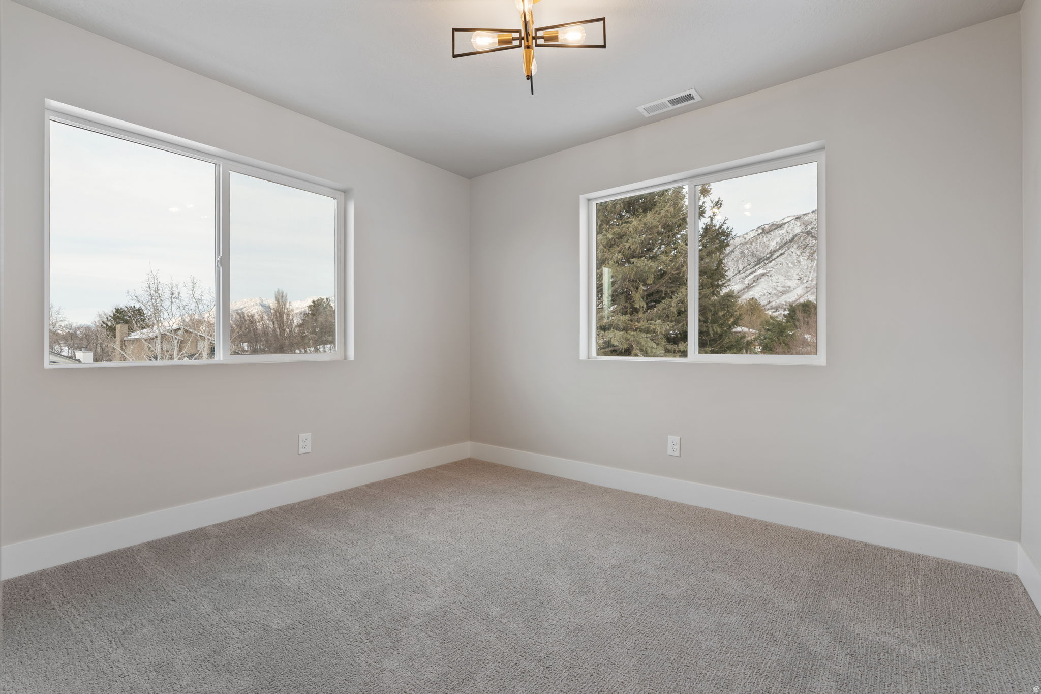 VILLAGE - Residential