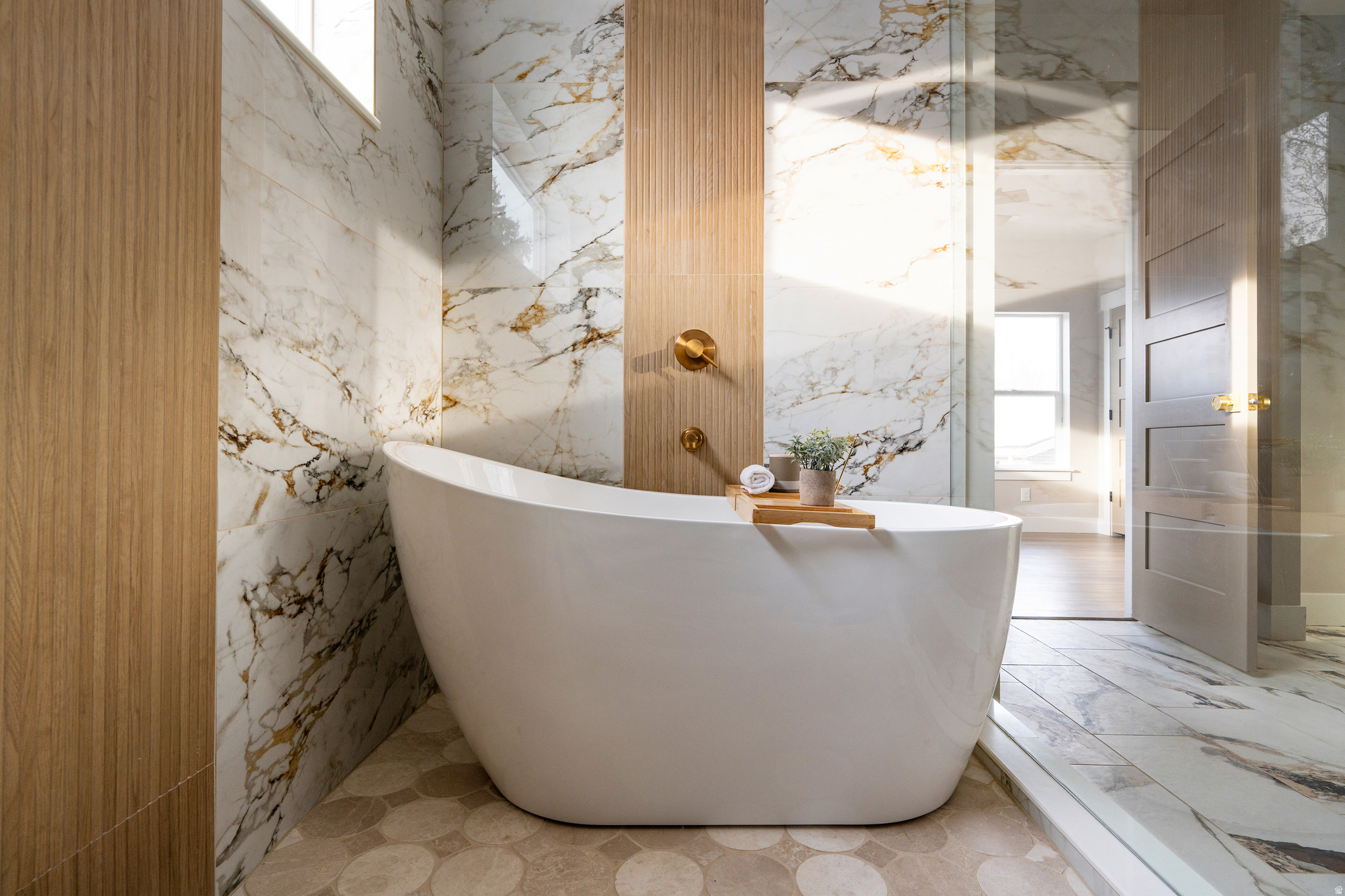 VILLAGE - Residential