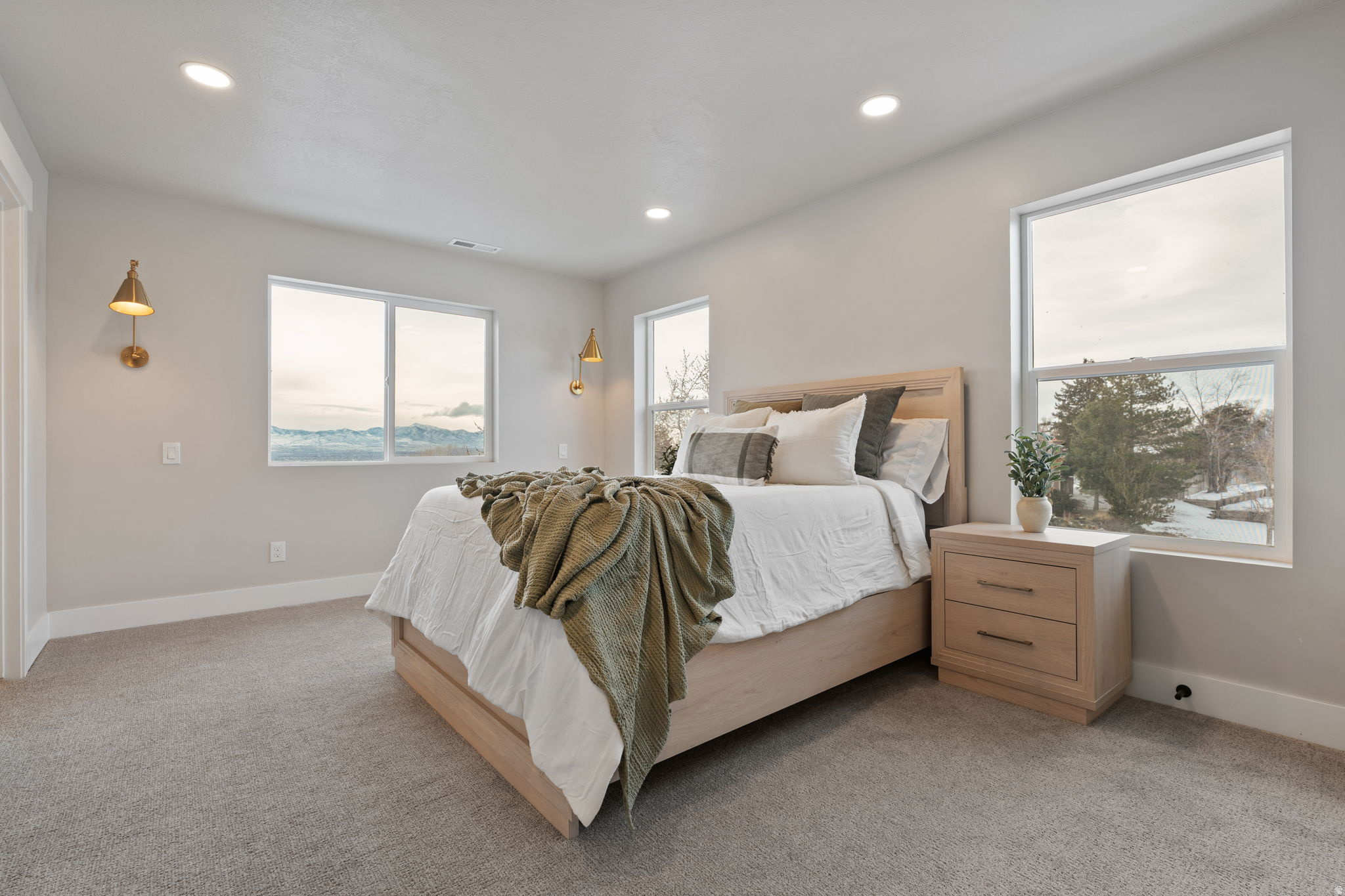 VILLAGE - Residential