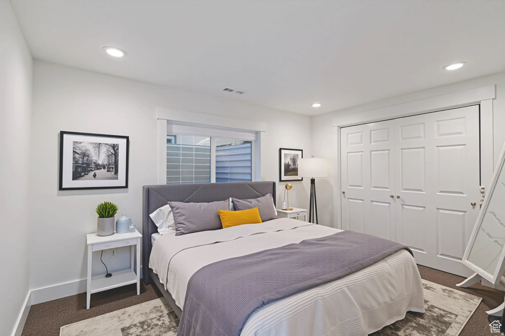 VILLAGE - Residential