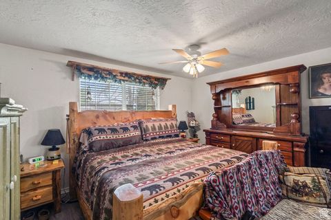 Tiny photo for 3168 W 1300 N, Clinton, UT 84015 (MLS # 2120705)