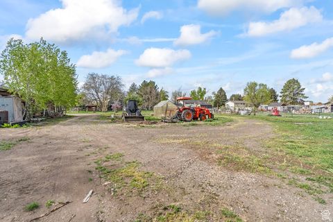 Tiny photo for 3168 W 1300 N, Clinton, UT 84015 (MLS # 2120705)