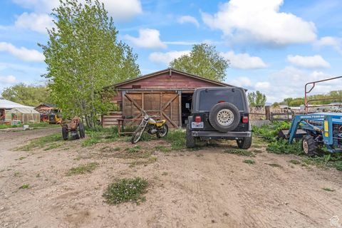 Tiny photo for 3168 W 1300 N, Clinton, UT 84015 (MLS # 2120705)