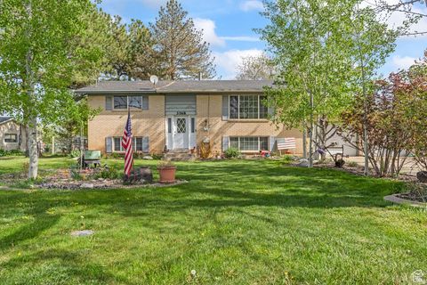 Tiny photo for 3168 W 1300 N, Clinton, UT 84015 (MLS # 2120705)