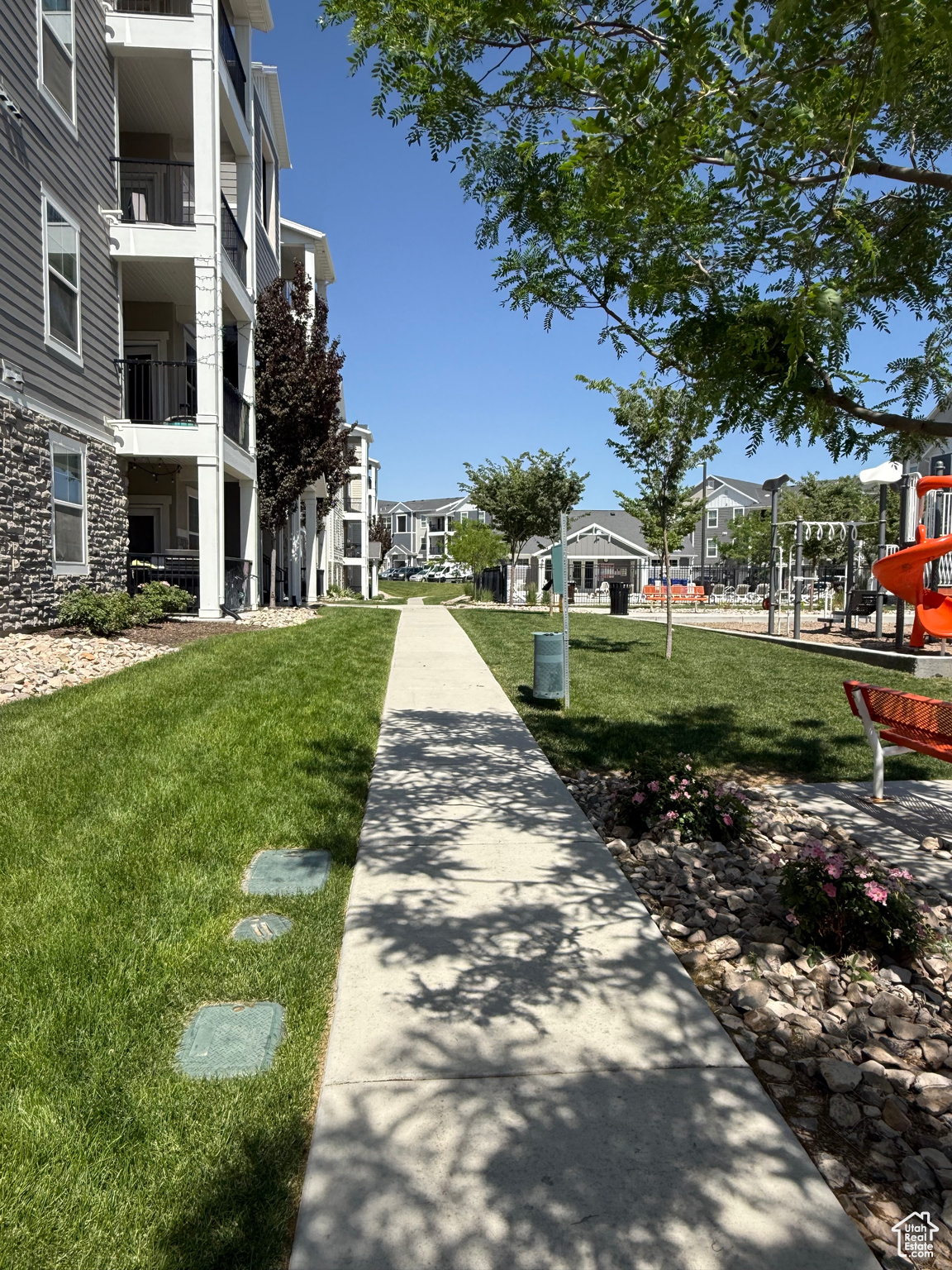 SADDLEBROOK - Residential