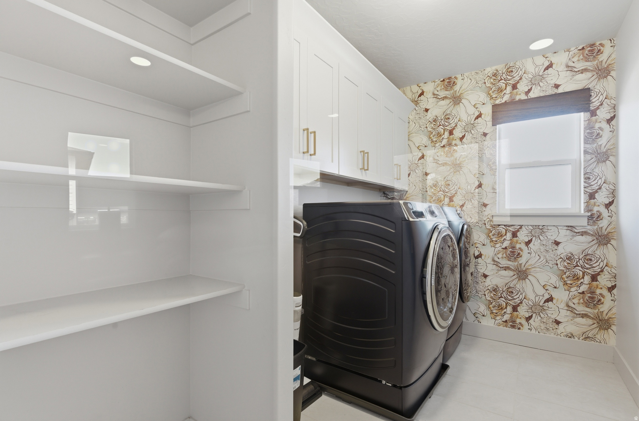 SUNCREST EDELWEISS - Residential