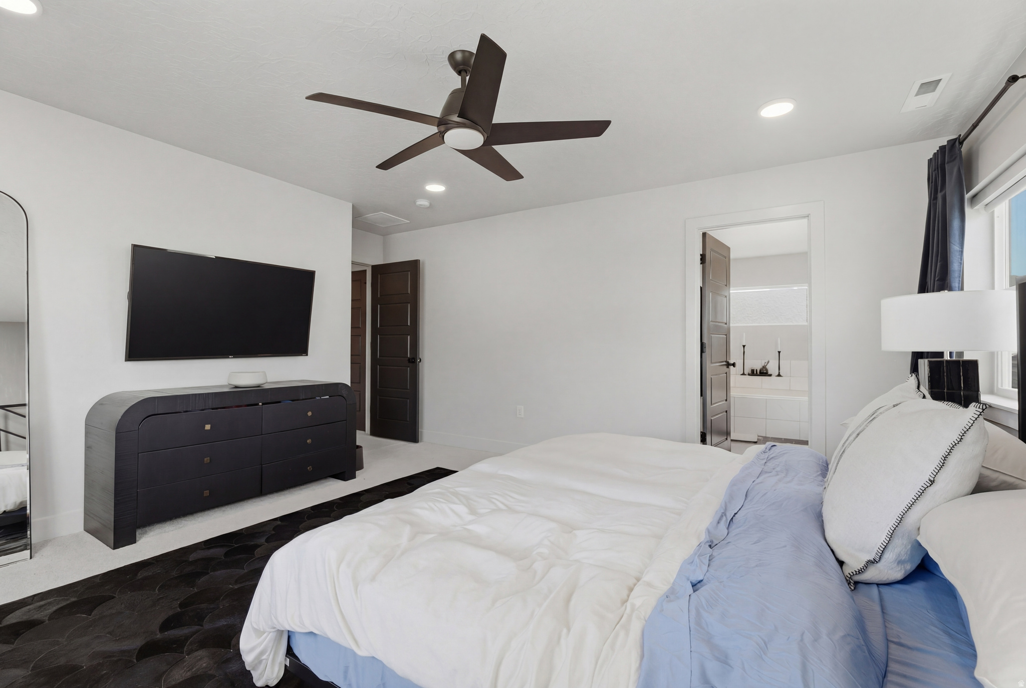 SUNCREST EDELWEISS - Residential