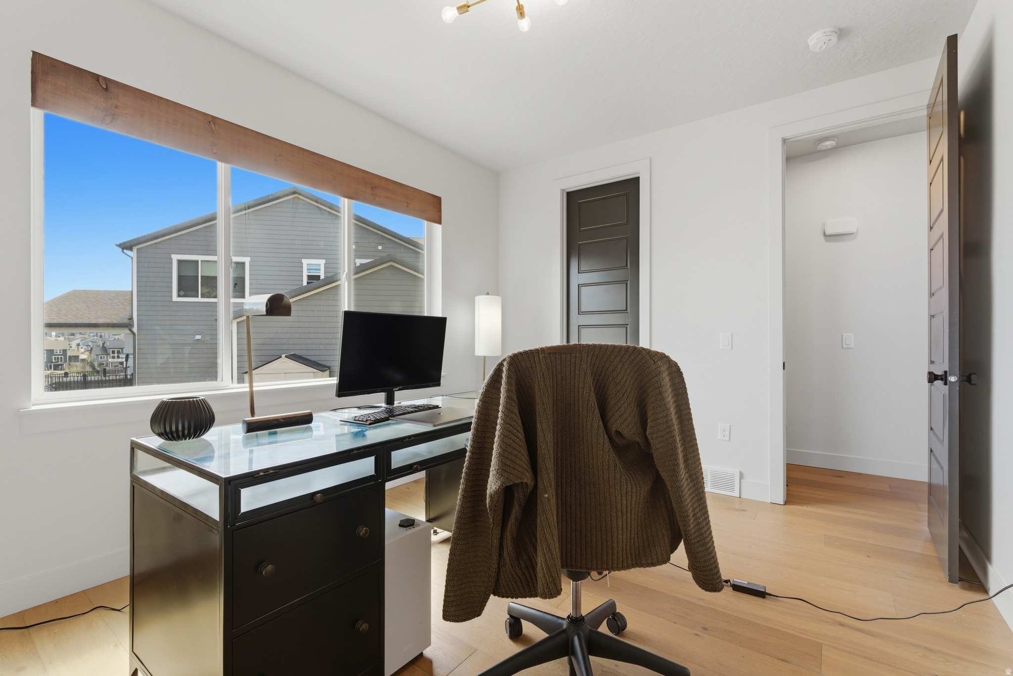 SUNCREST EDELWEISS - Residential