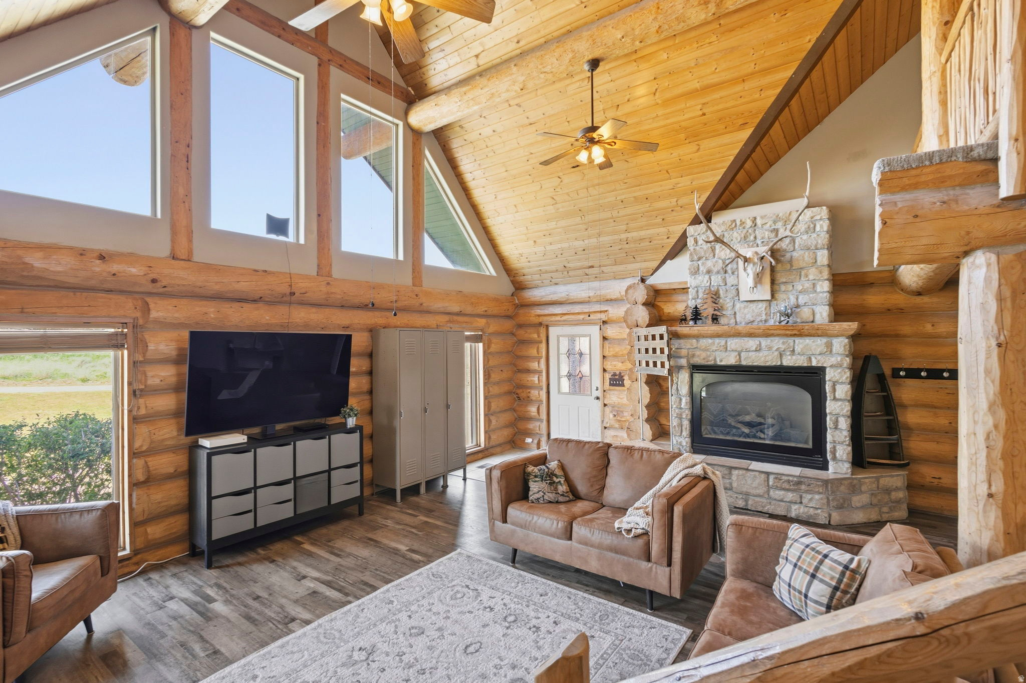 HI-COUNTRY ESTATES II - Residential