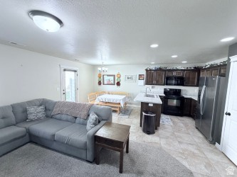 GOLFCREST VILLAGE TOWNHOMES PHASE 2 - Residential