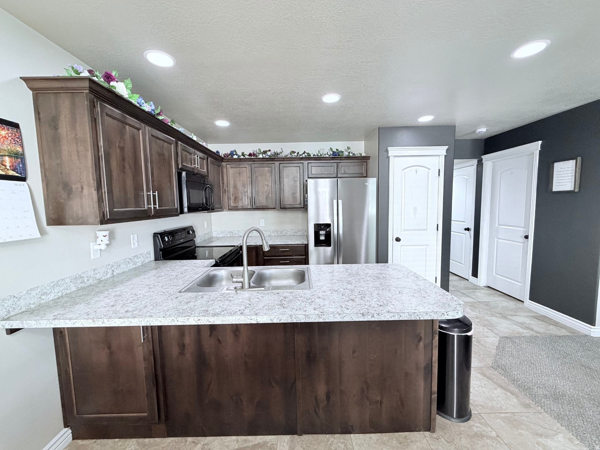 GOLFCREST VILLAGE TOWNHOMES PHASE 2 - Residential