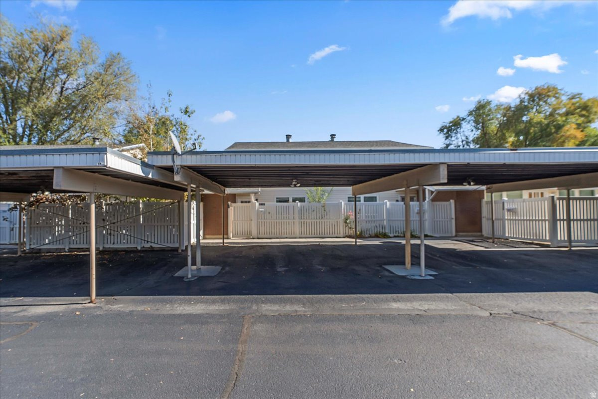 THE SULTAN - Residential