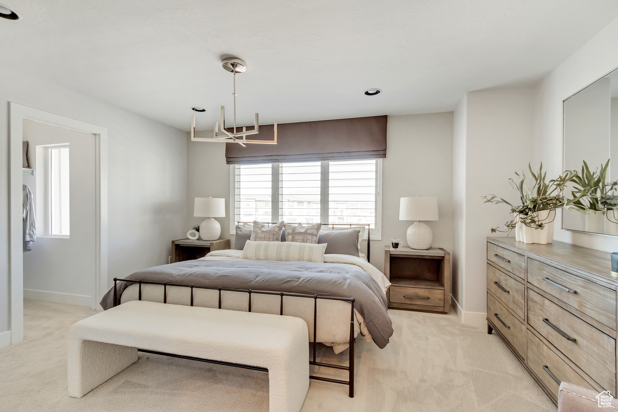 MEADOWBROOK - Residential