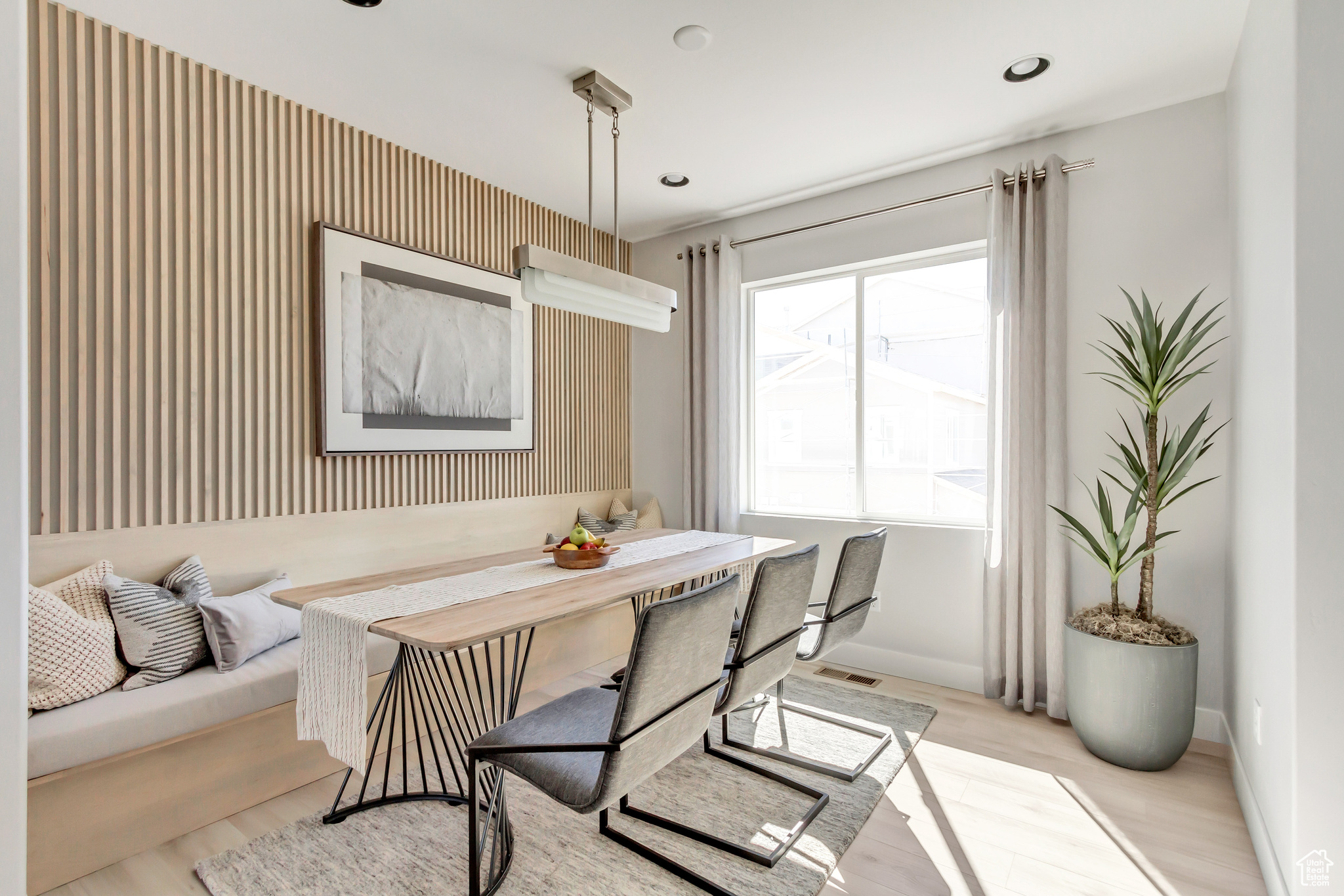 MEADOWBROOK - Residential