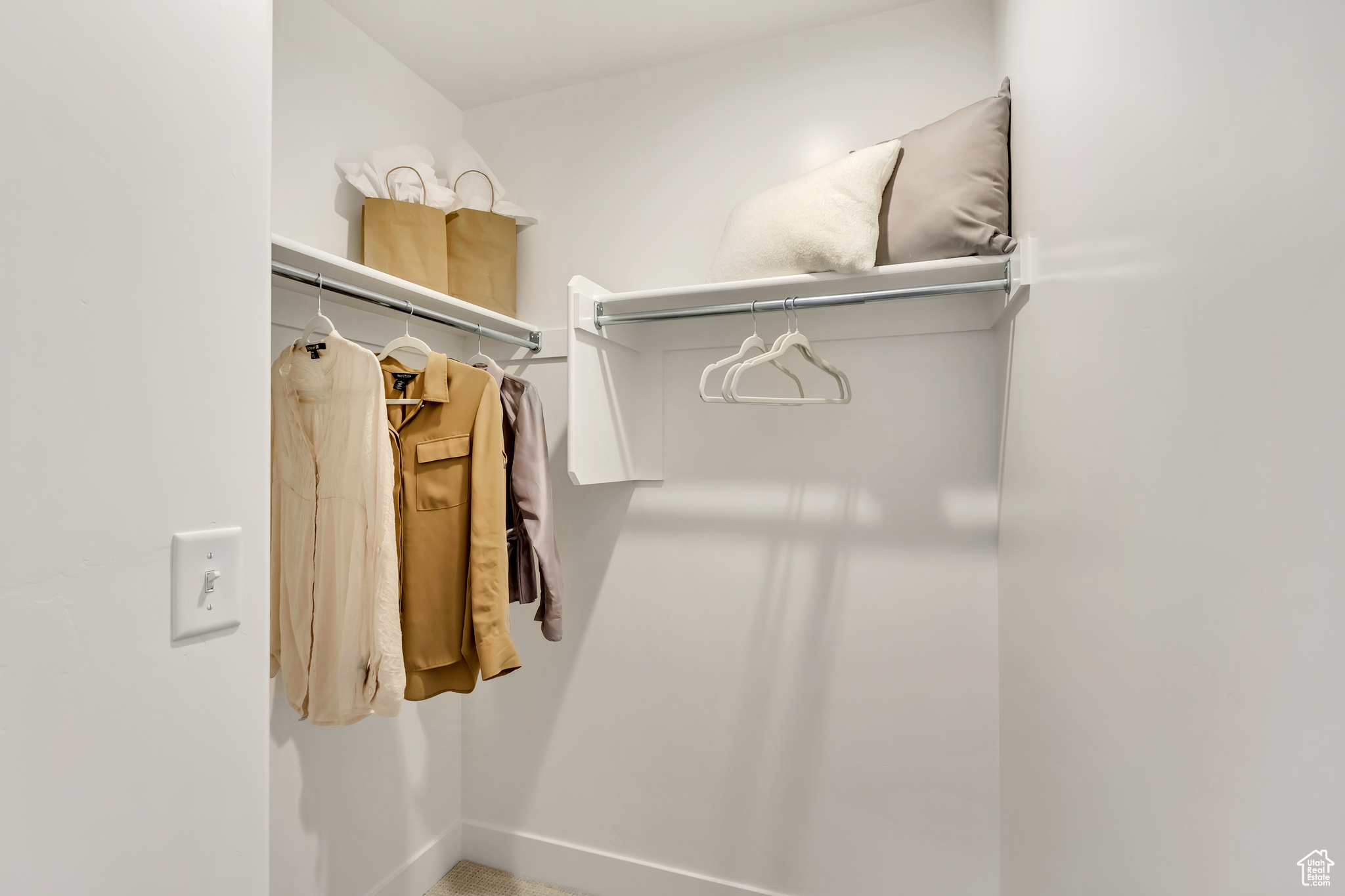 MEADOWBROOK - Residential