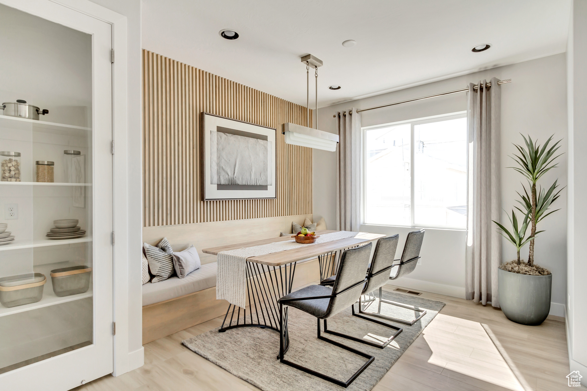 MEADOWBROOK - Residential