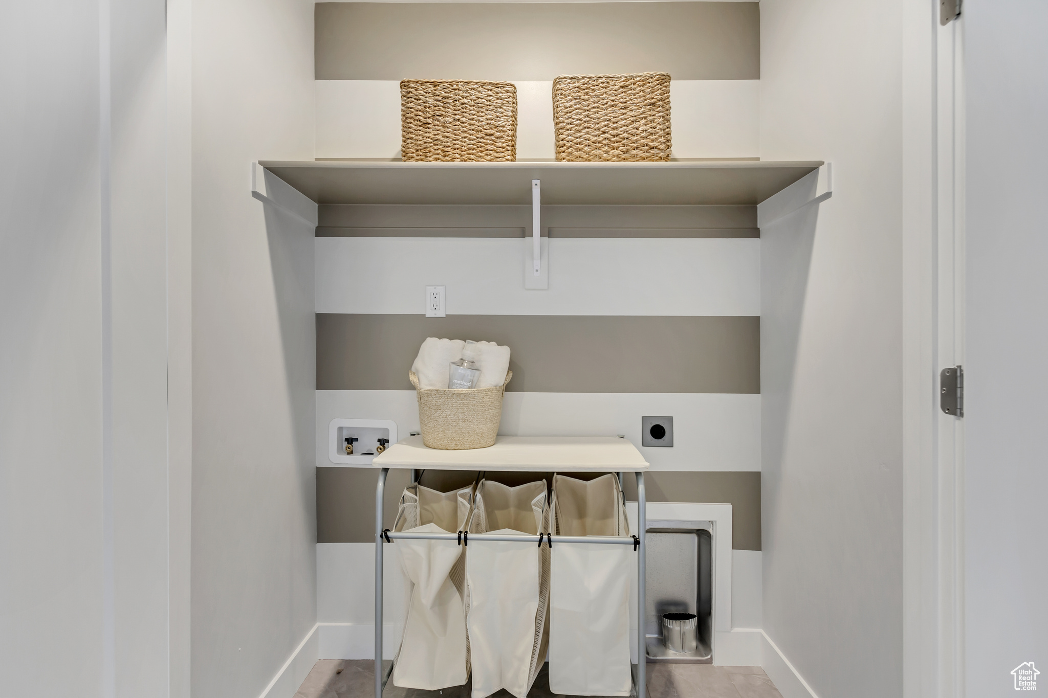 MEADOWBROOK - Residential