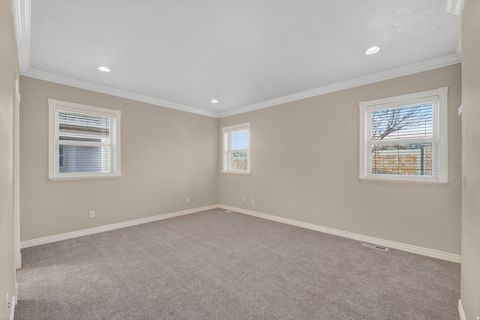Tiny photo for 687 E 3420 N, Lehi, UT 84043 (MLS # 2125830)