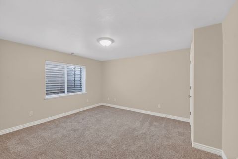 Tiny photo for 687 E 3420 N, Lehi, UT 84043 (MLS # 2125830)