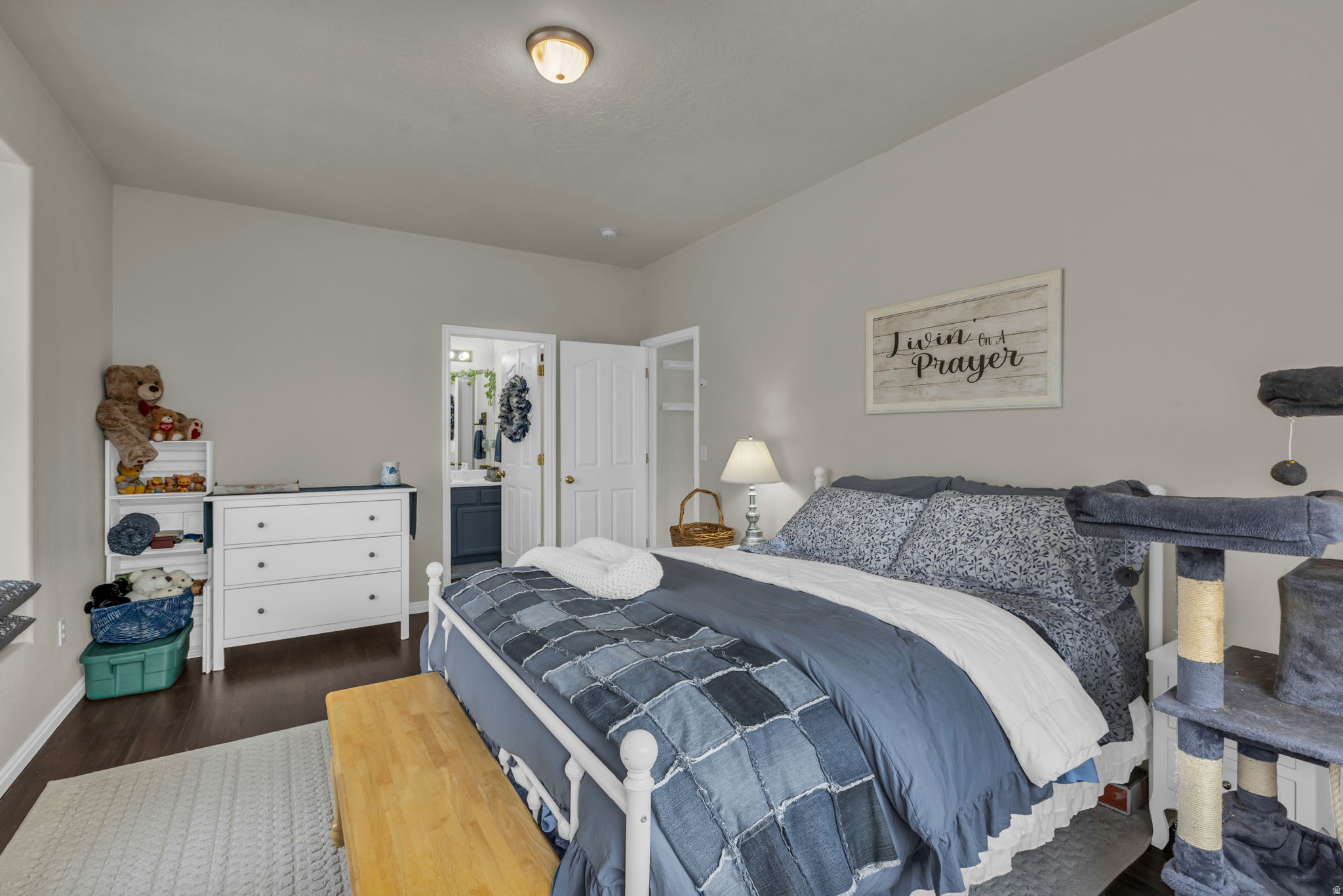 TOWNS AT HUNTER VILLAGE - Residential