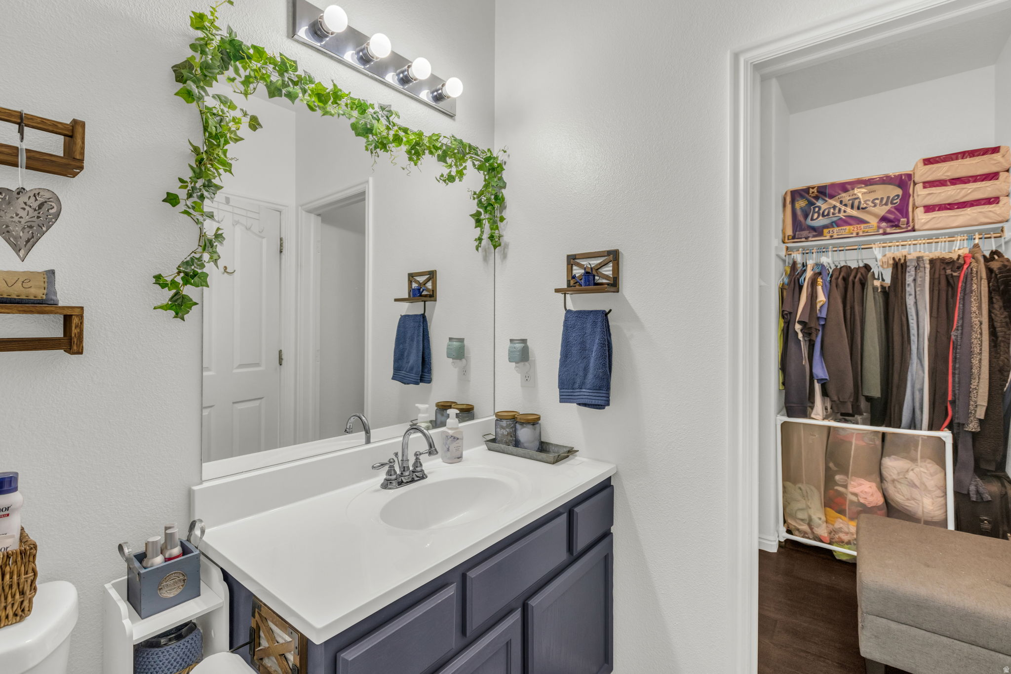 TOWNS AT HUNTER VILLAGE - Residential