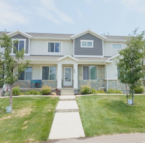 Townhouse For Sale - 920 N Center St<br/> Santaquin, UT 84655