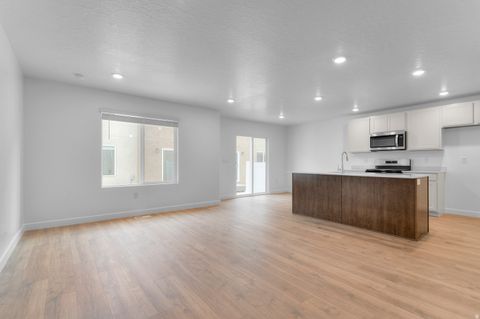 Tiny photo for 1886 E CORRIENTE DR #1186, Salem, UT 84653 (MLS # 2135825)