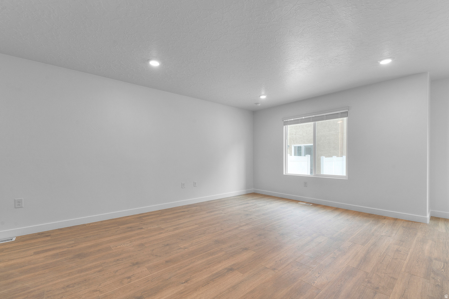 1886 E CORRIENTE DR 1186